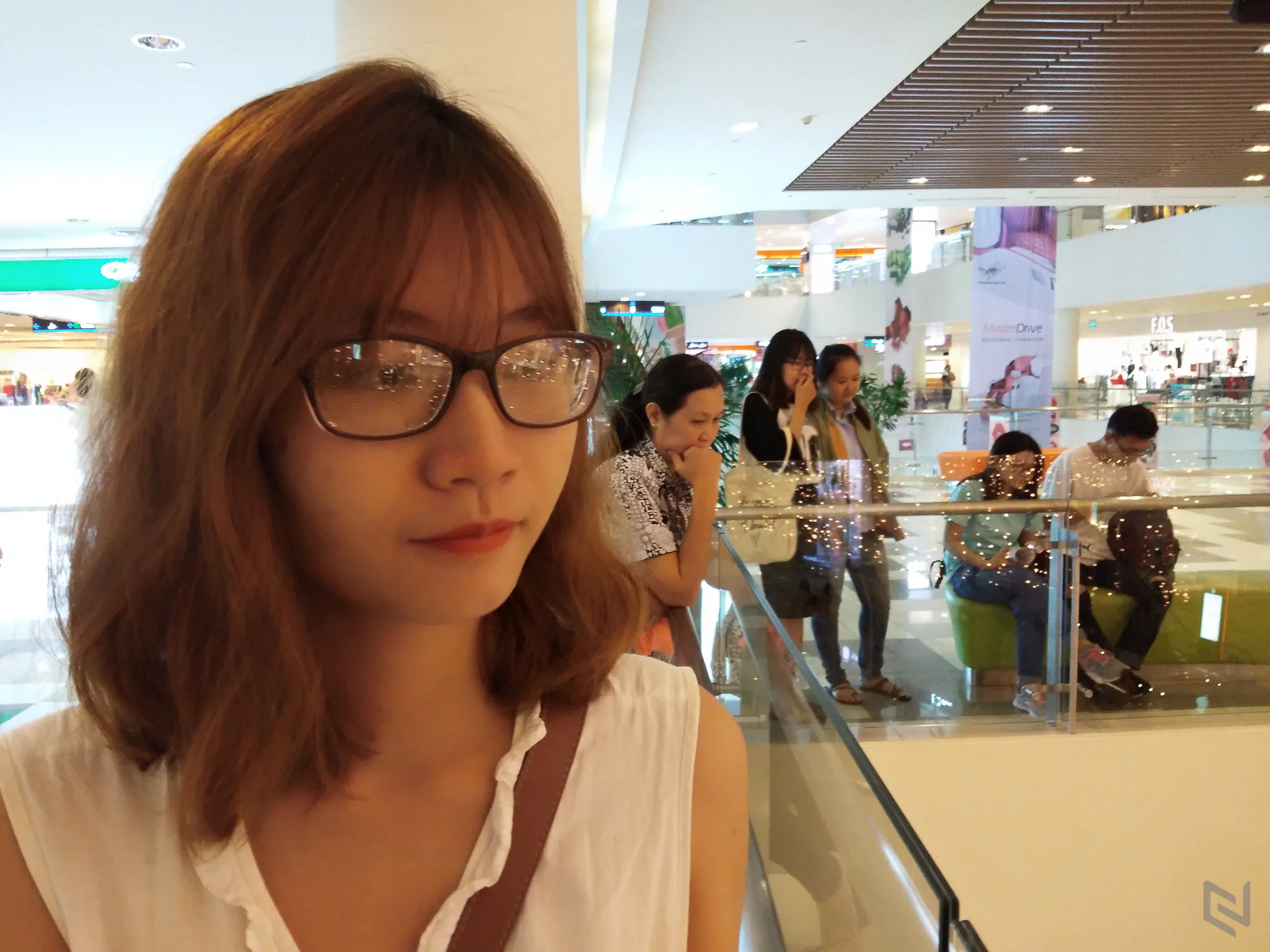 Mở hộp Vivo V7+ và đánh giá nhanh camera Selfie 24MP