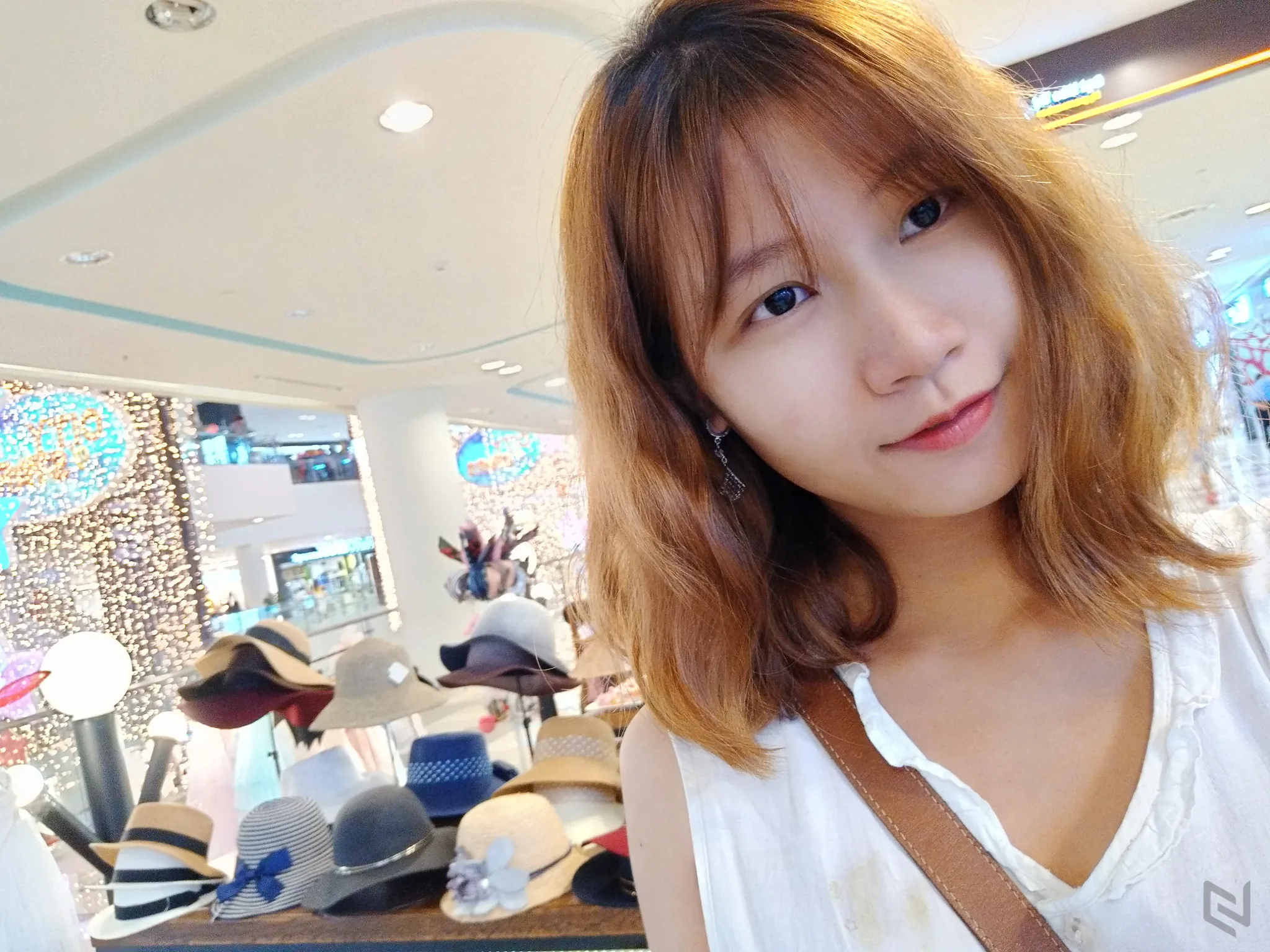 Mở hộp Vivo V7+ và đánh giá nhanh camera Selfie 24MP