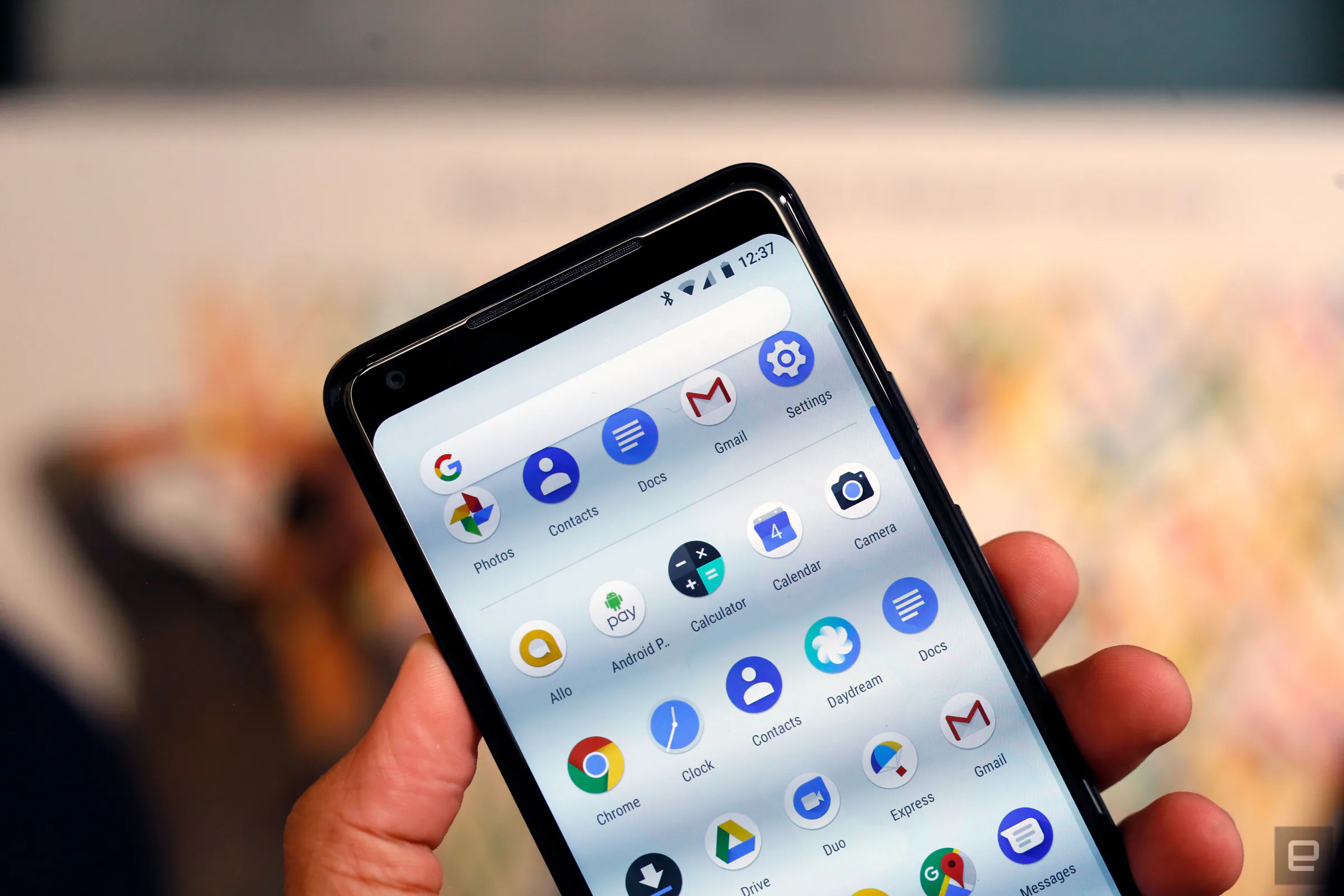 Google Pixel 2 XL chính thức: hợp xu hướng, không quá nổi bật, đạt 94 điểm DxOMark