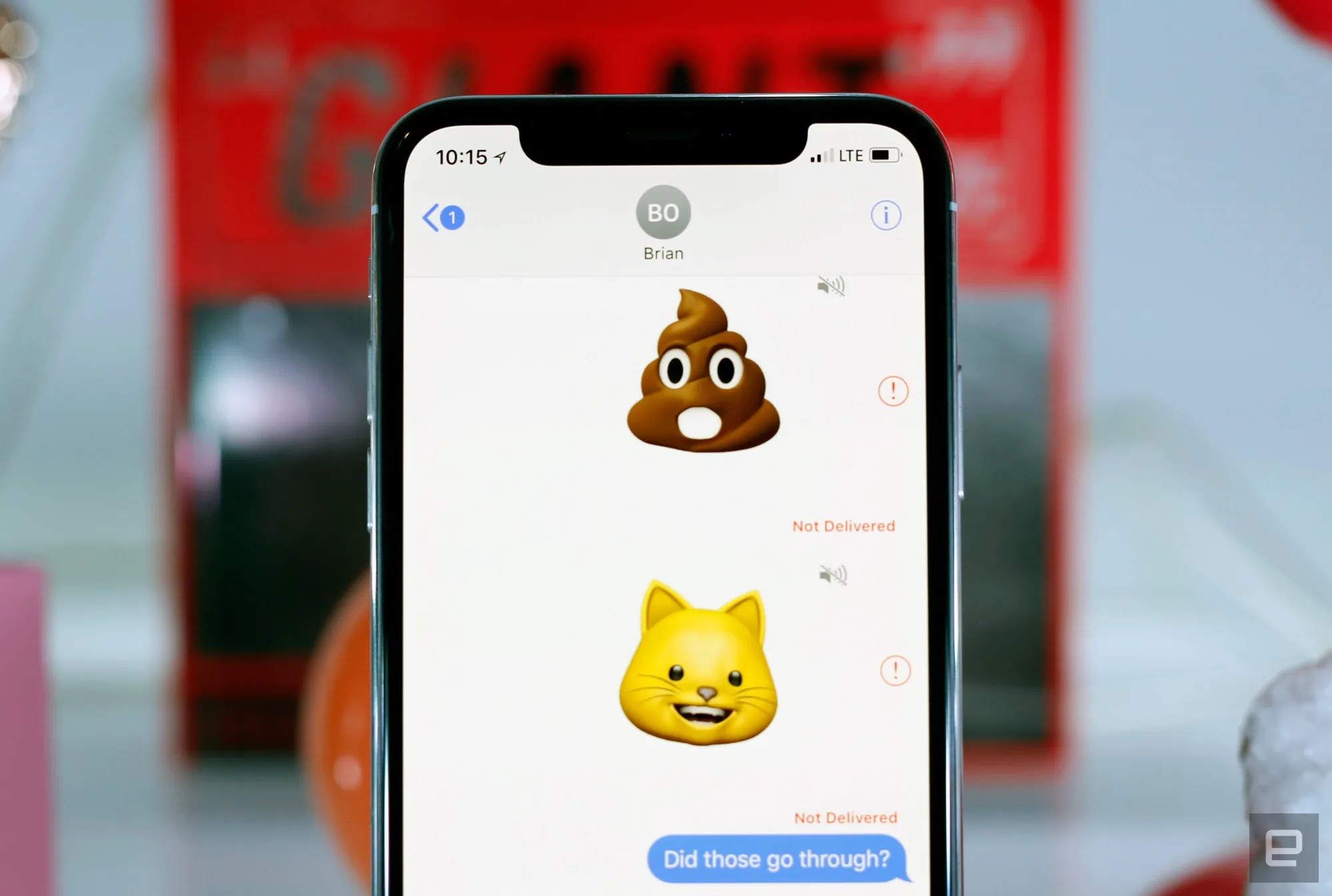 Đánh giá iPhone X sau 1 ngày sử dụng, thân quen và cũng nhiều bất ngờ