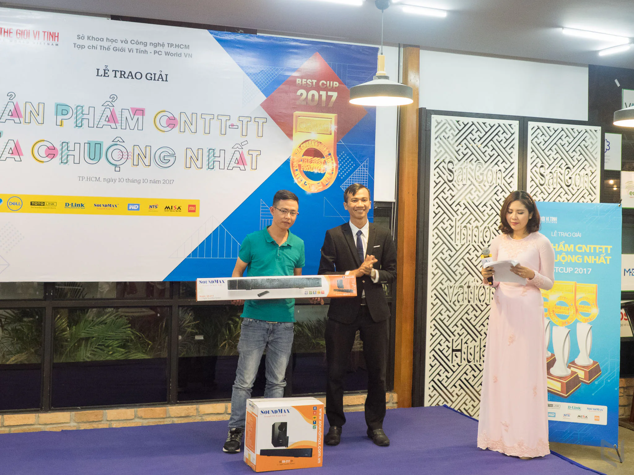 Tạp chí PC World Việt Nam trao giải CNTT-TT ưa chuộng nhất 2017 do người dùng bình chọn