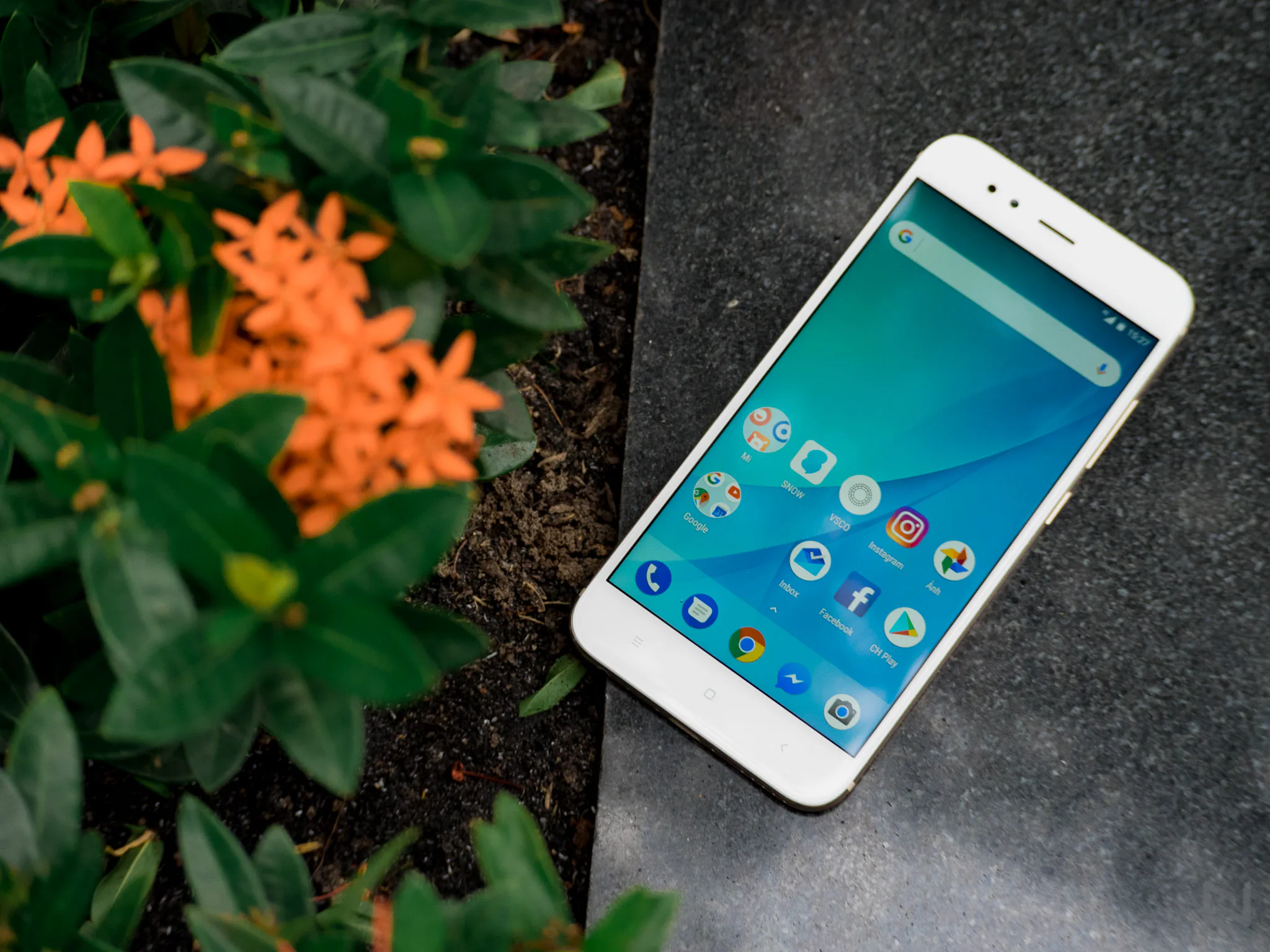 Đánh giá chi tiết Xiaomi Mi A1: Sức hút đến từ bên trong