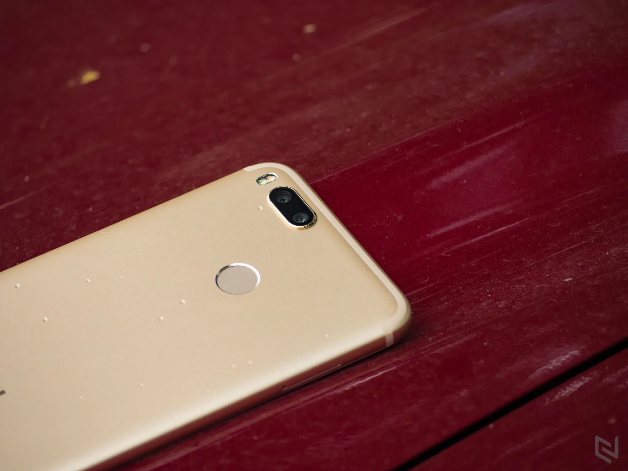 Đánh giá chi tiết Xiaomi Mi A1: Sức hút đến từ bên trong