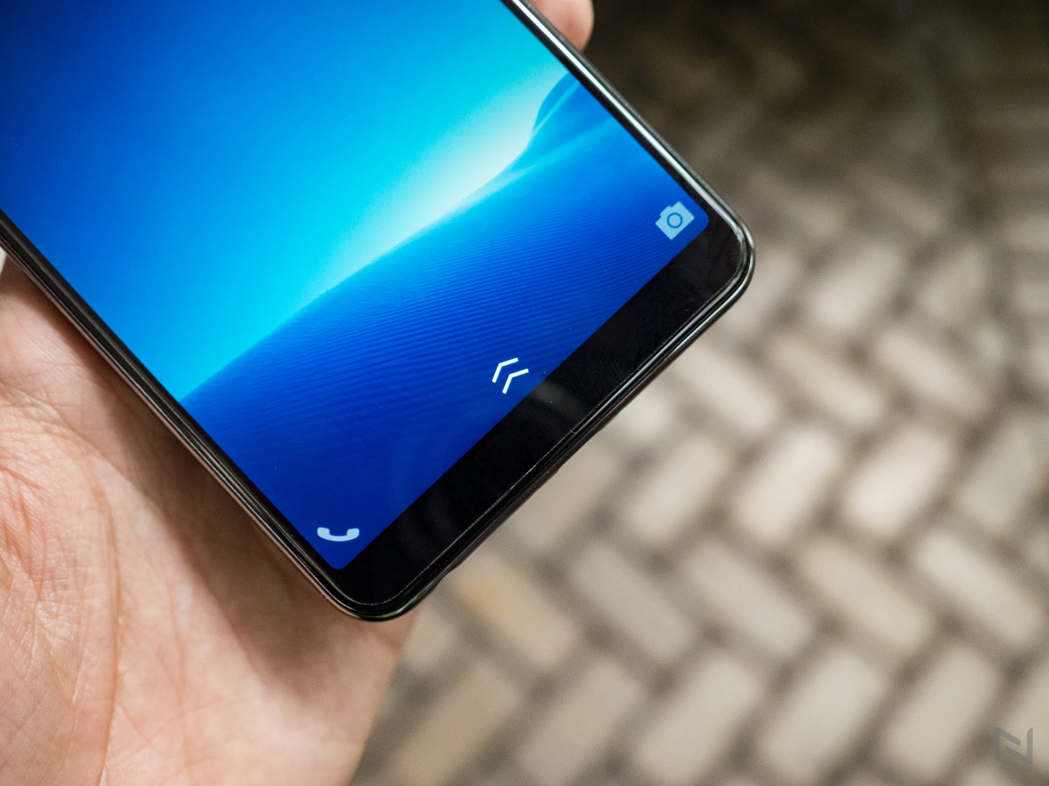 Mở hộp Vivo V7+ và đánh giá nhanh camera Selfie 24MP