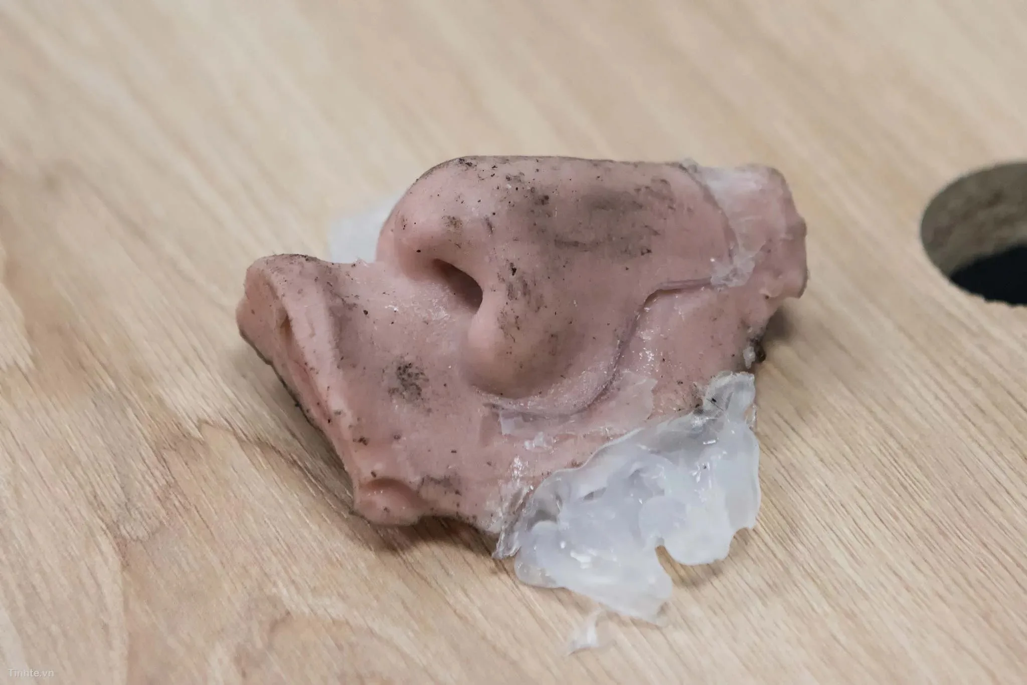 Sự thật việc BKAV "hack" FaceID trên iPhone X