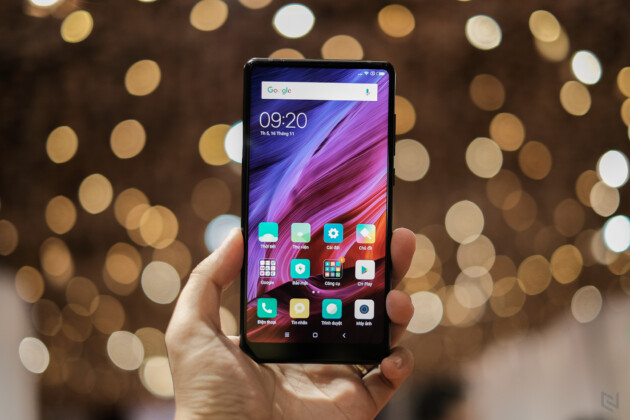 Xiaomi Mi MIX 2 đối thủ của Galaxy Note FE chuẩn bị lên kệ