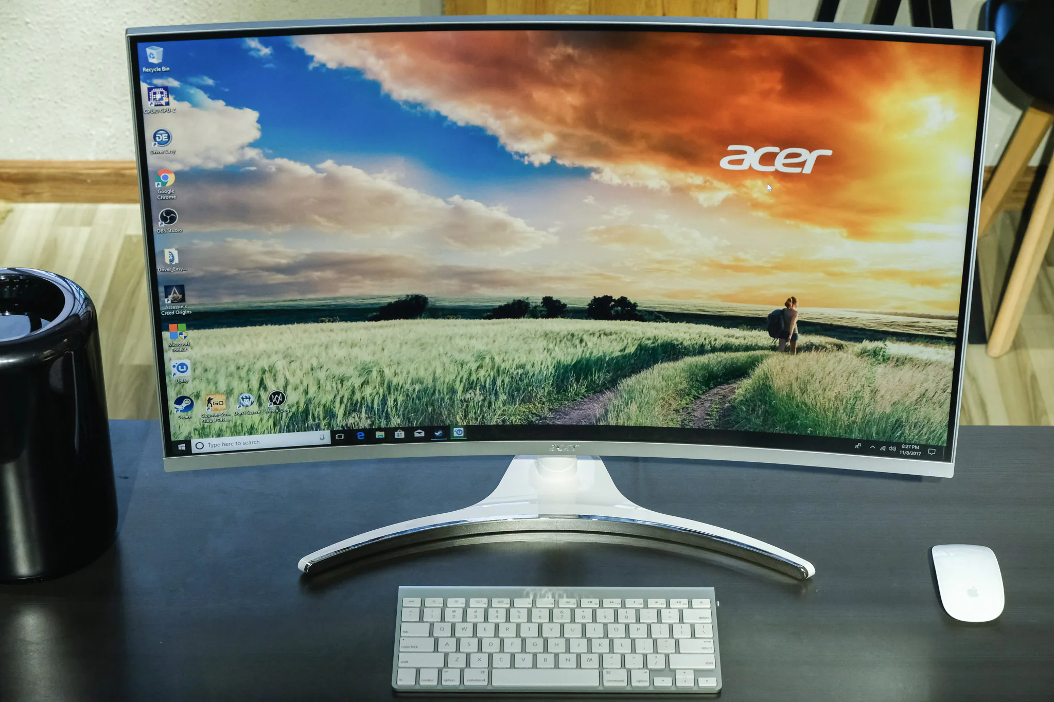 Trên tay nhanh màn hình cong Acer 32-inch ED322Q: Thêm một lựa chọn đáng cân nhắc