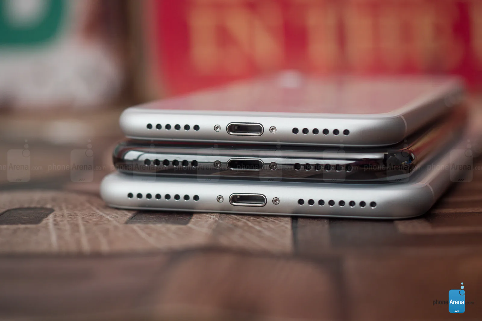 Bạn tìm camera kép trên iPhone 8? Cook làm iPhone X cho bạn đó