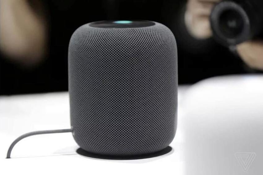 Apple trì hoãn việc giới thiệu HomePod cho tới năm sau