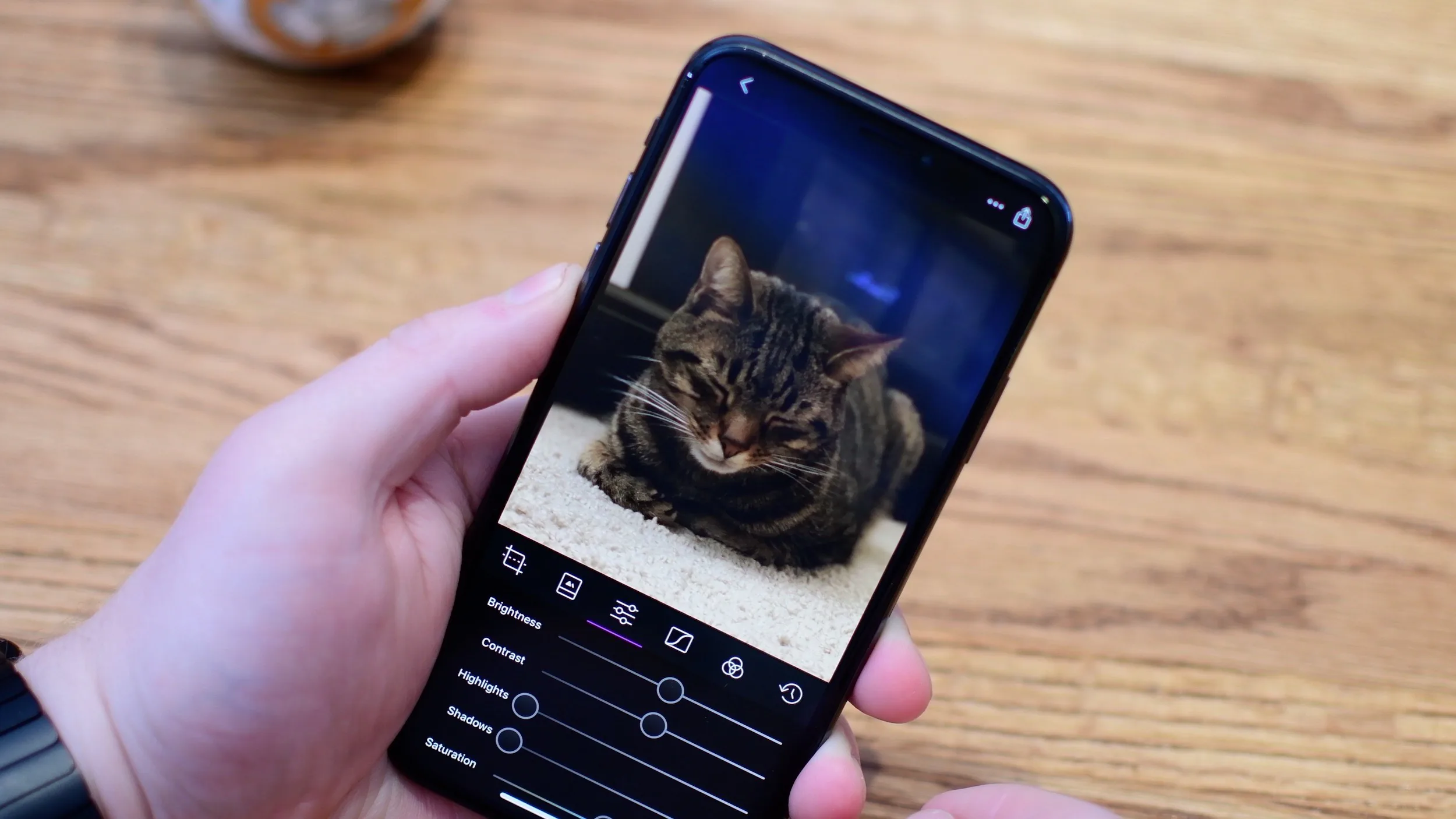 5 phần mềm chụp ảnh bên thứ 3 hỗ trợ chụp ảnh tốt hơn trên iPhone X