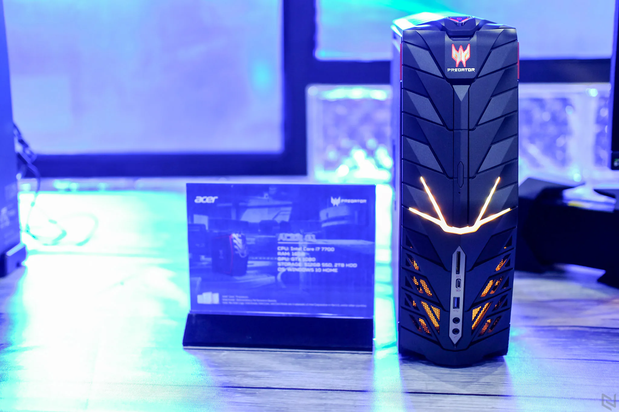 Offline trải nghiệm Preadator Helios 300 cùng caster ViruSs