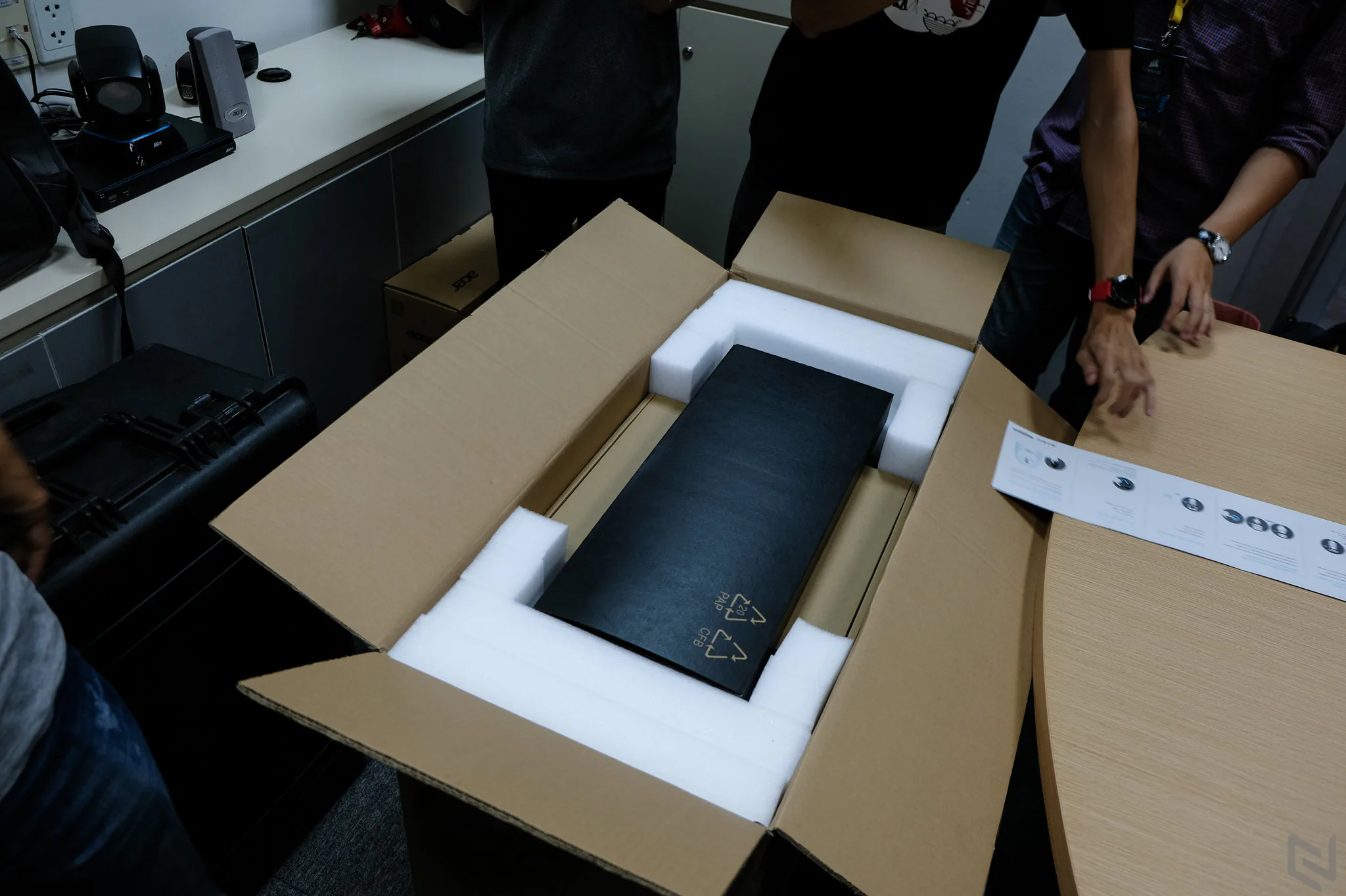 Đập thùng Case siêu khủng Predator Orion 9000, Intel Core-i9, SLI GTX 1080Ti