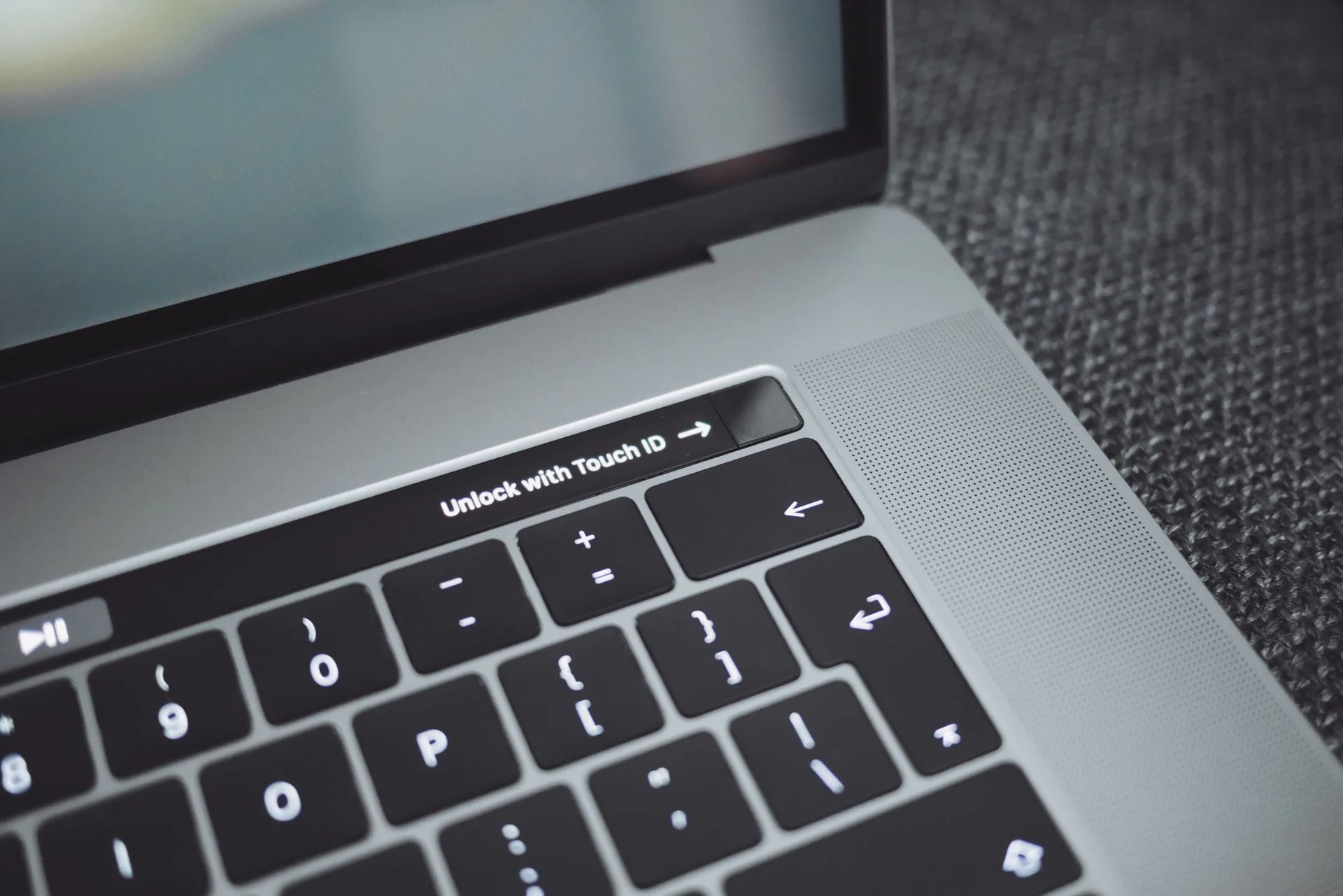 Apple MacBook, cấu hình liệu có là vấn đề quan trọng?