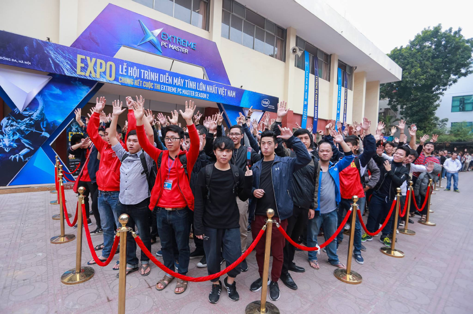 Mưa quà tặng tại Extreme PC Master mùa 4 diễn ra tại Hà Nội vào tháng 1 tới
