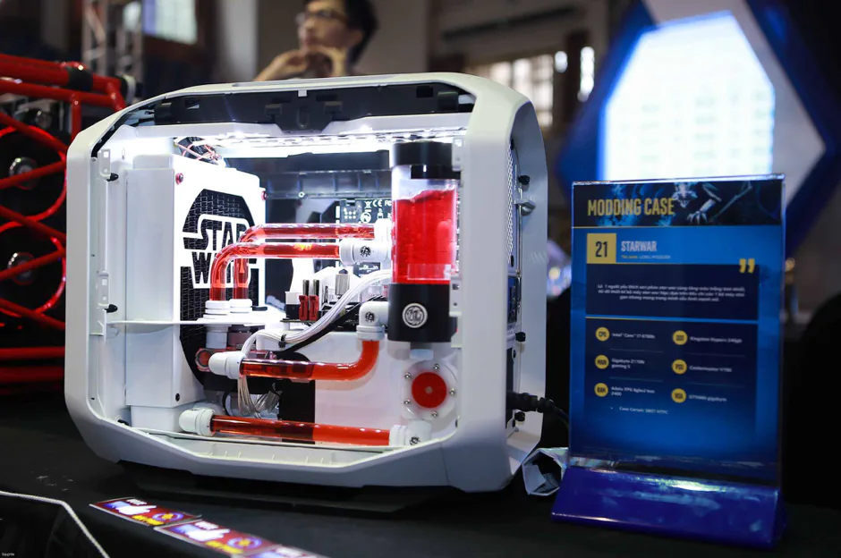 Mưa quà tặng tại Extreme PC Master mùa 4 diễn ra tại Hà Nội vào tháng 1 tới