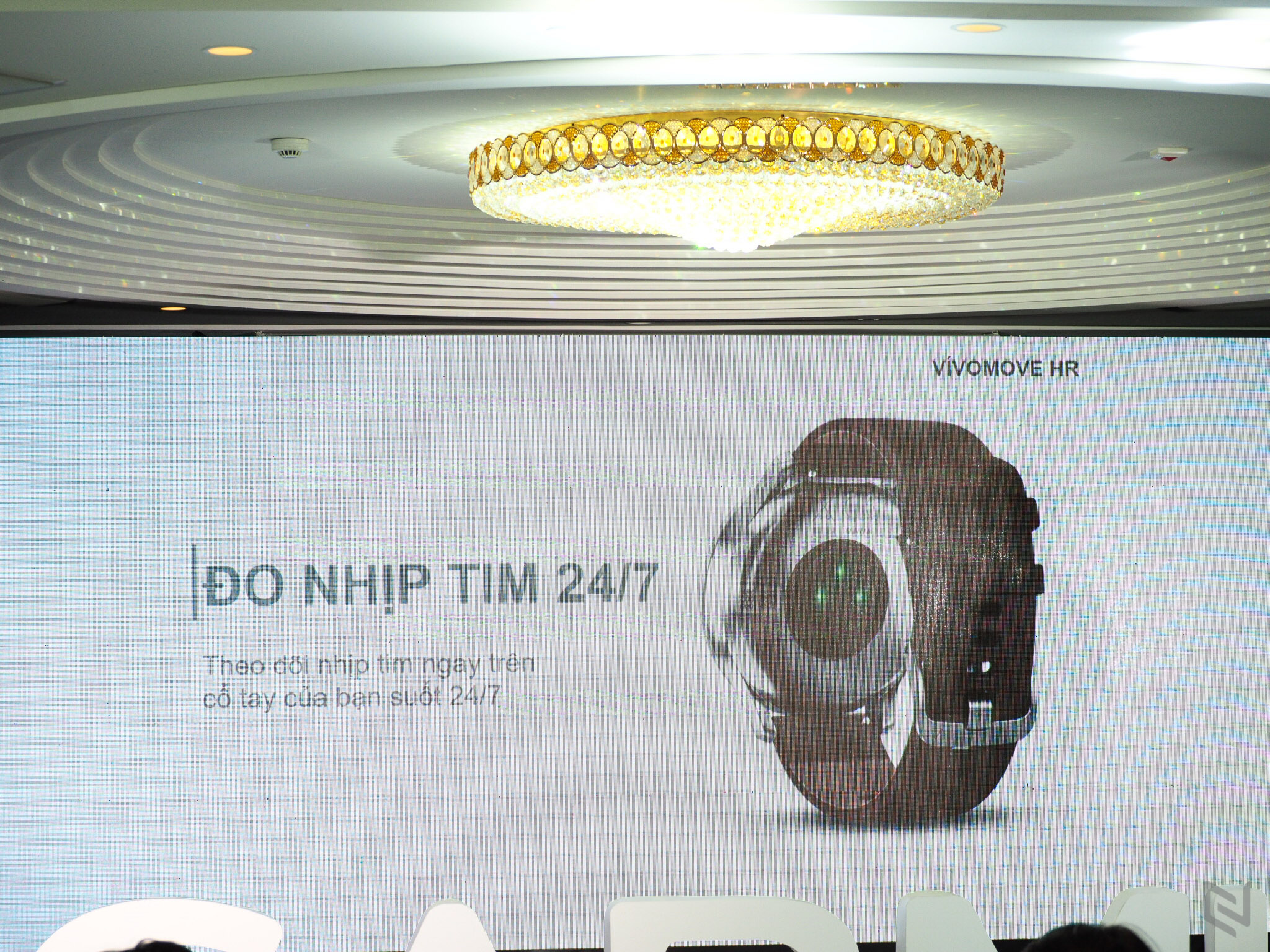 Garmin ra mắt hai đồng hồ thông minh Vivomove HR và Vivoactive 3 tại Việt Nam