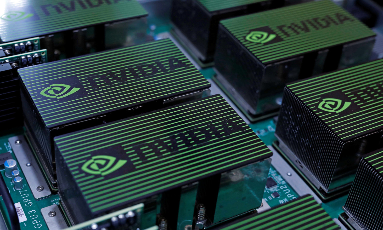 NVIDIA sẽ ngưng hỗ trợ GeForce cho hệ điều hành 32-bit trong tháng này