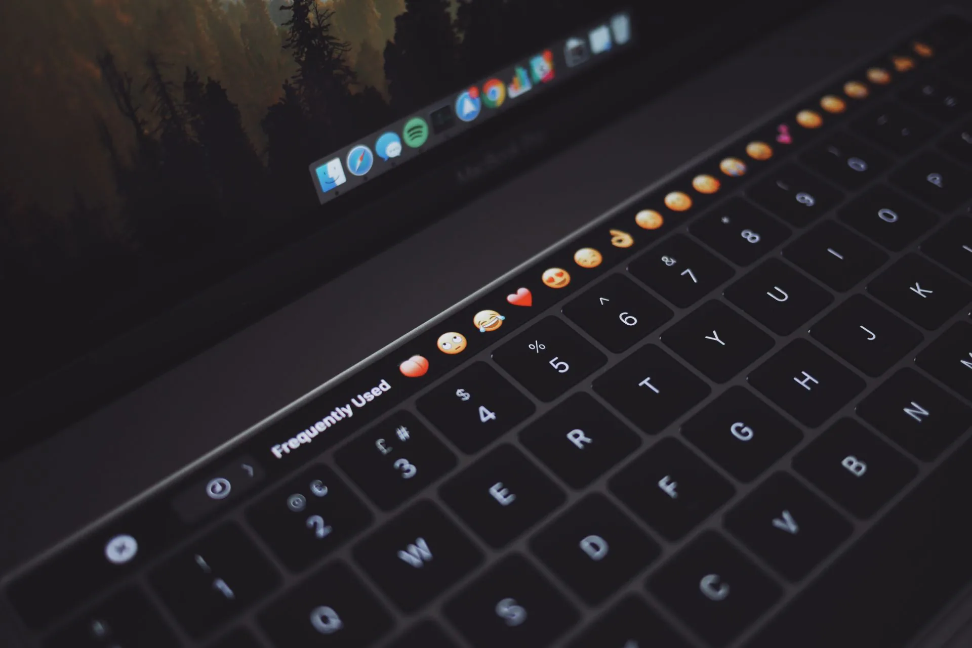 Apple MacBook, cấu hình liệu có là vấn đề quan trọng?