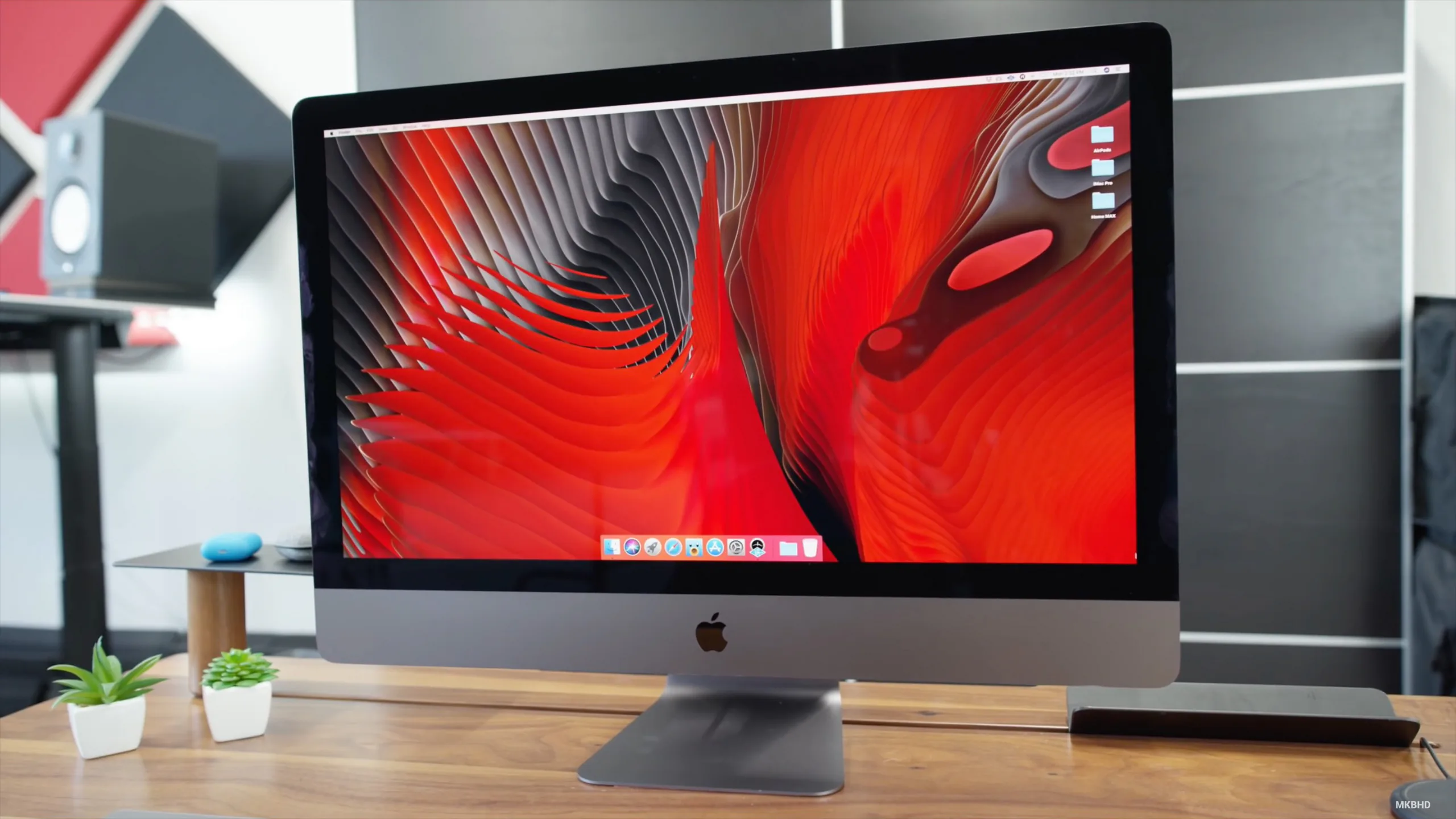Hình ảnh iMac Pro, sự thay thế hợp lý dành cho Mac Pro "già cỗi"