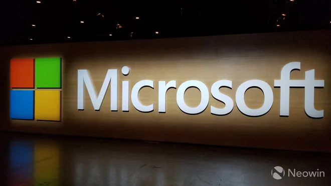 Microsoft hợp tác với Fujitsu, đẩy mạnh công nghệ AI tích hợp trong Microsoft 365