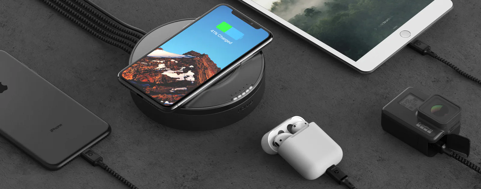 Nomad Wireless Hub: sạc không dây tích hợp đến 4 cổng sạc USB