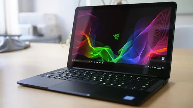 10 chiếc laptop mỏng nhất của năm 2018
