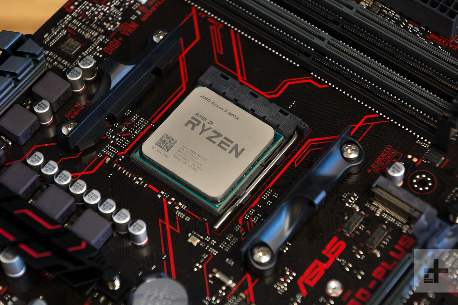 AMD cho biết chip của họ miễn dịch với các cuộc tấn công vào vi kiến trúc