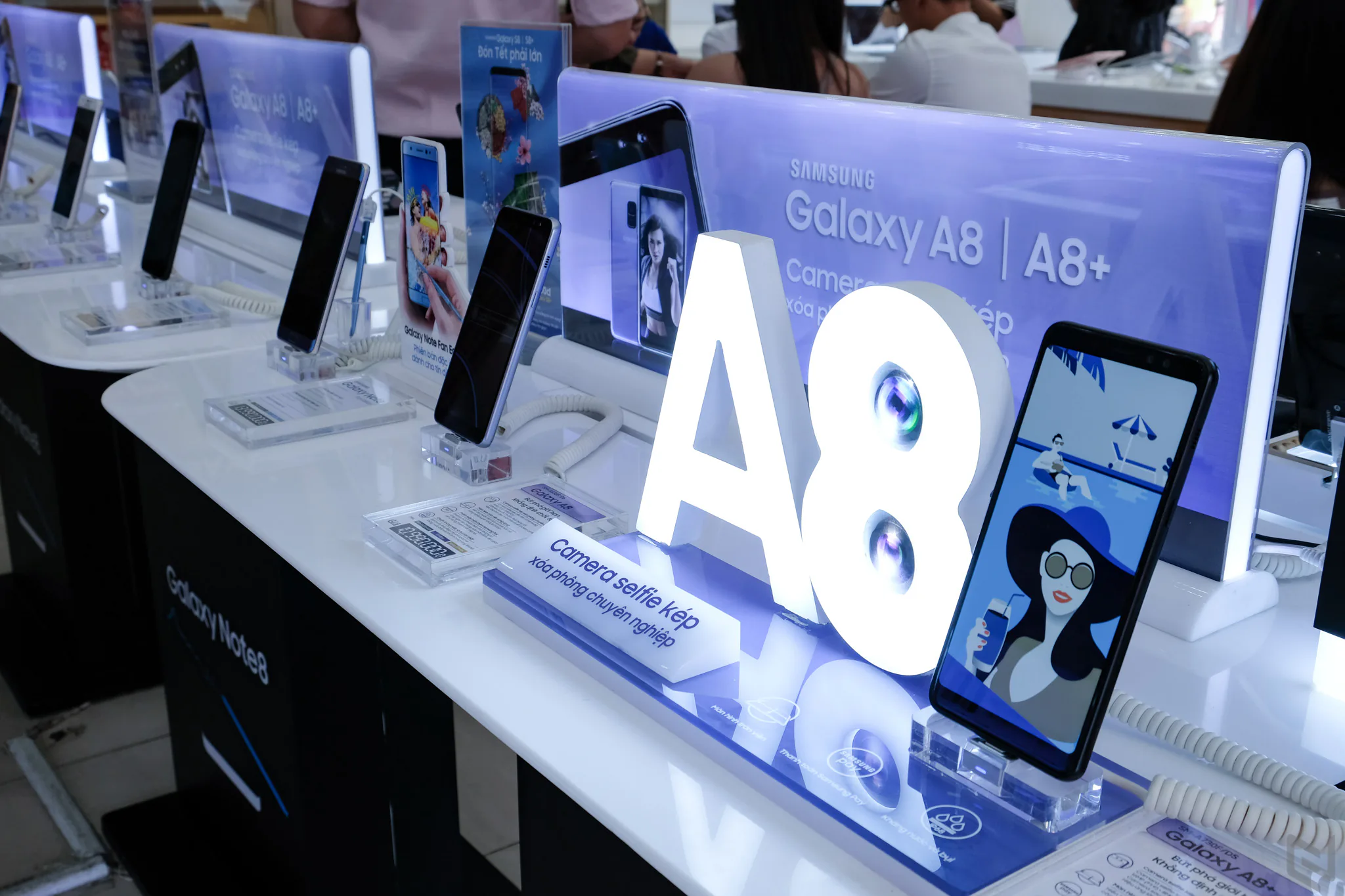 Bộ đôi Galaxy A8/A8+ 2018 chính thức lên kệ tại FPTShop