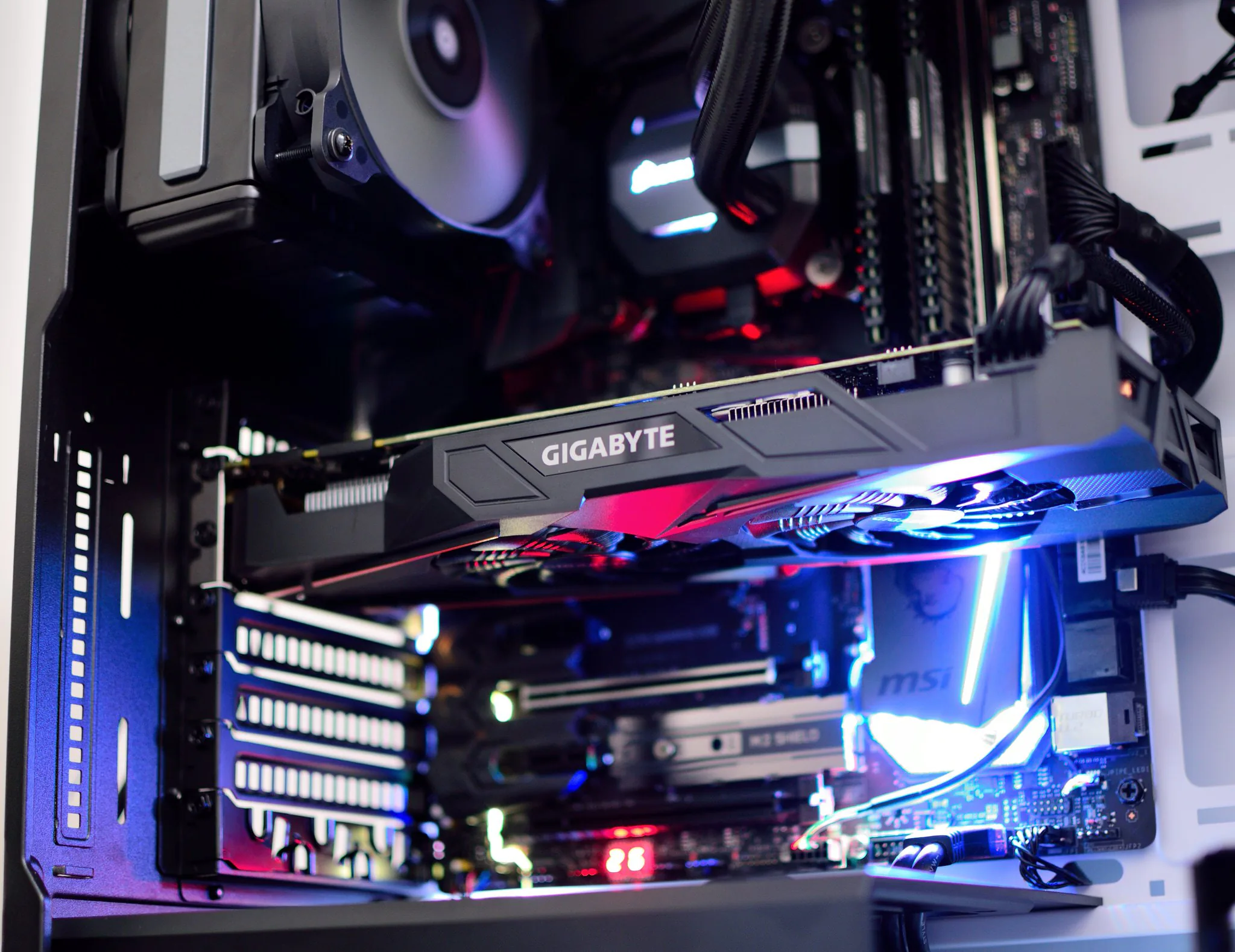 Năm hết tết đến, dọn dẹp PC nào các quý ông!