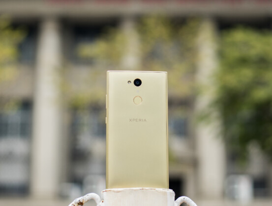 Sony ra mắt Xperia L2 tại Việt Nam: Camera selfie góc rộng, giá 5.490.000