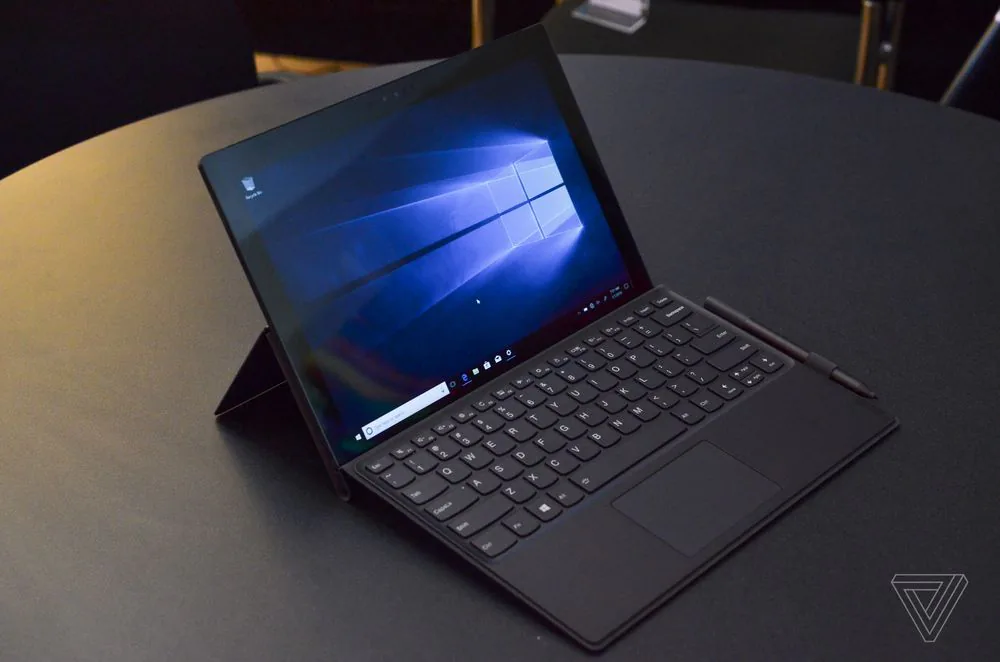 Đâu là xu hướng laptop của tương lai sau CES 2018?