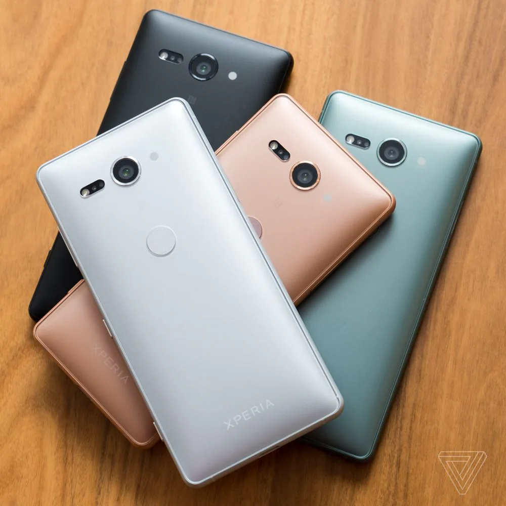 Sony XZ2 thay đổi hoàn toàn, đường viền mỏng hơn và không có jack cắm tai nghe
