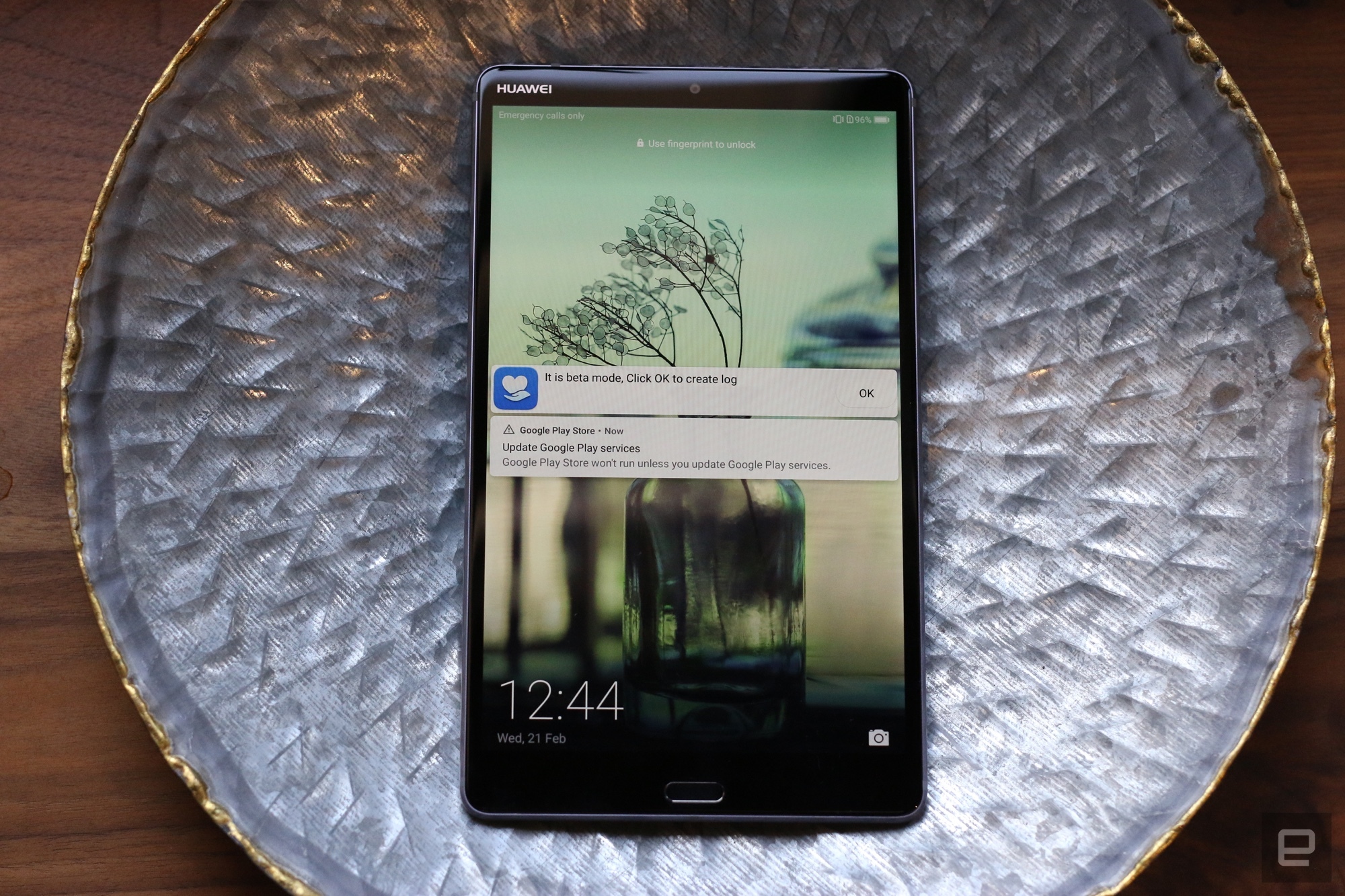 Huawei ra mắt MediaPad M5, chiếc tablet đầu tiên sở hữu màn hình 2.5D
