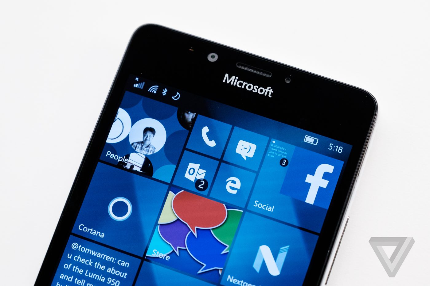 Gặp lỗi website, Microsoft bất ngờ mở bán trở lại nhiều mẫu smartphone Lumia
