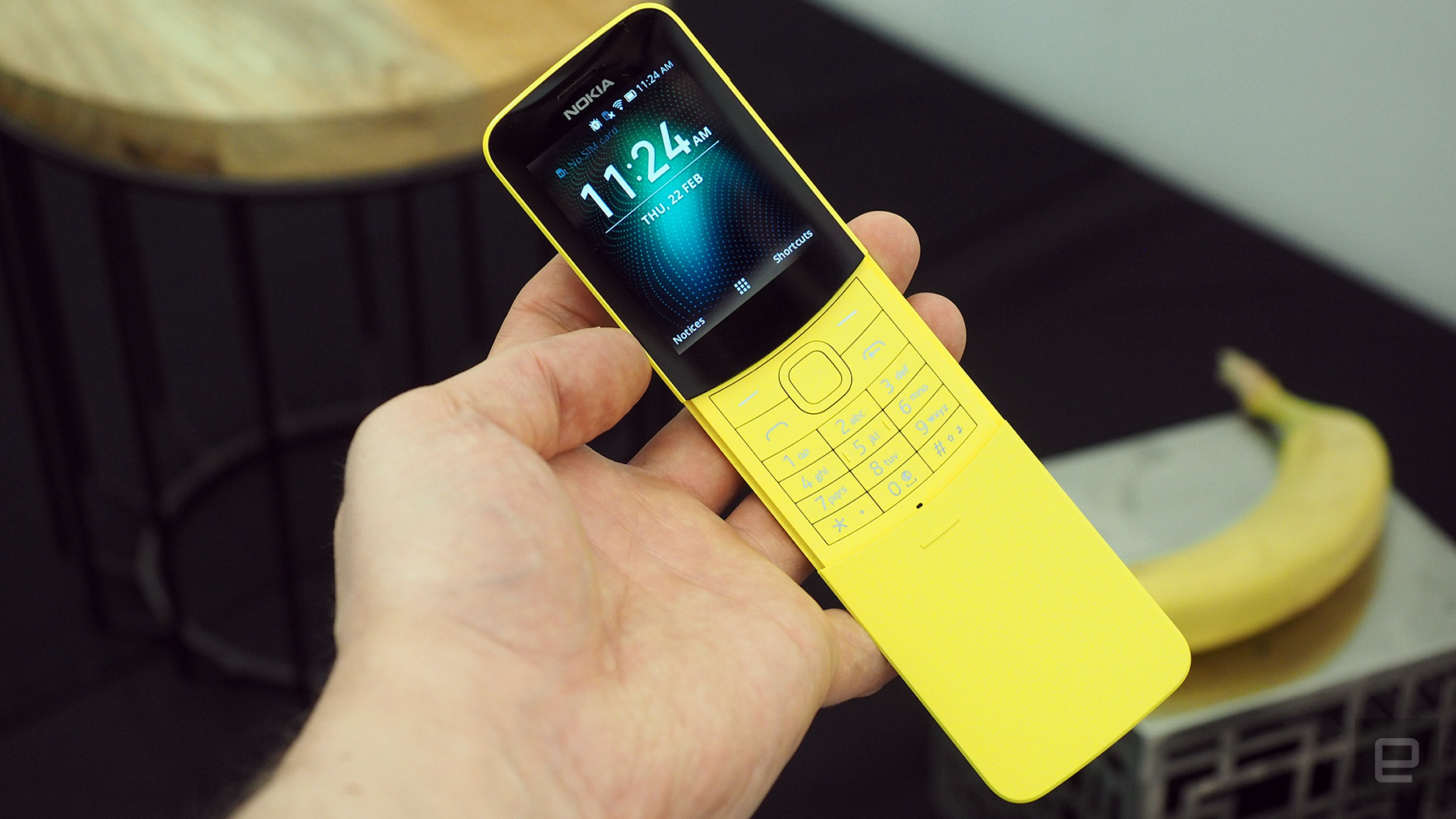 Huyền thoại “quả chuối” Nokia 8110 trở lại với 4G cùng chip Qualcomm