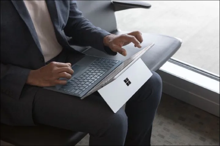 Windows 10 ARM đời đầu: Vẫn còn đắt và nhiều hạn chế