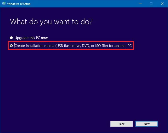 Chi tiết cách tạo USB boot từ 2 phần mềm là Media Creation Tool và Rufus.