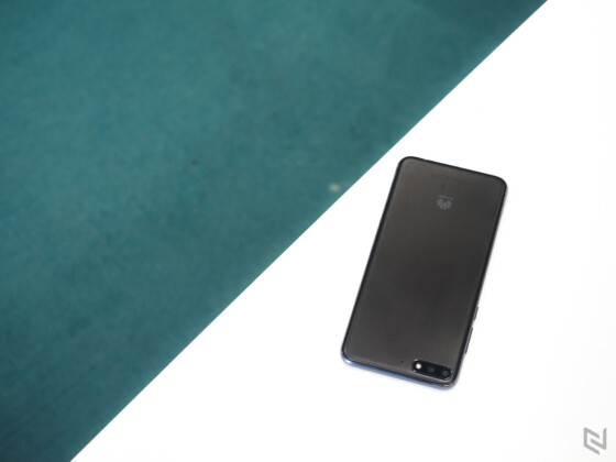 Cận cảnh Huawei Y7 Pro: Màn hình tràn viền, Android 8.0, giá 3.990.000