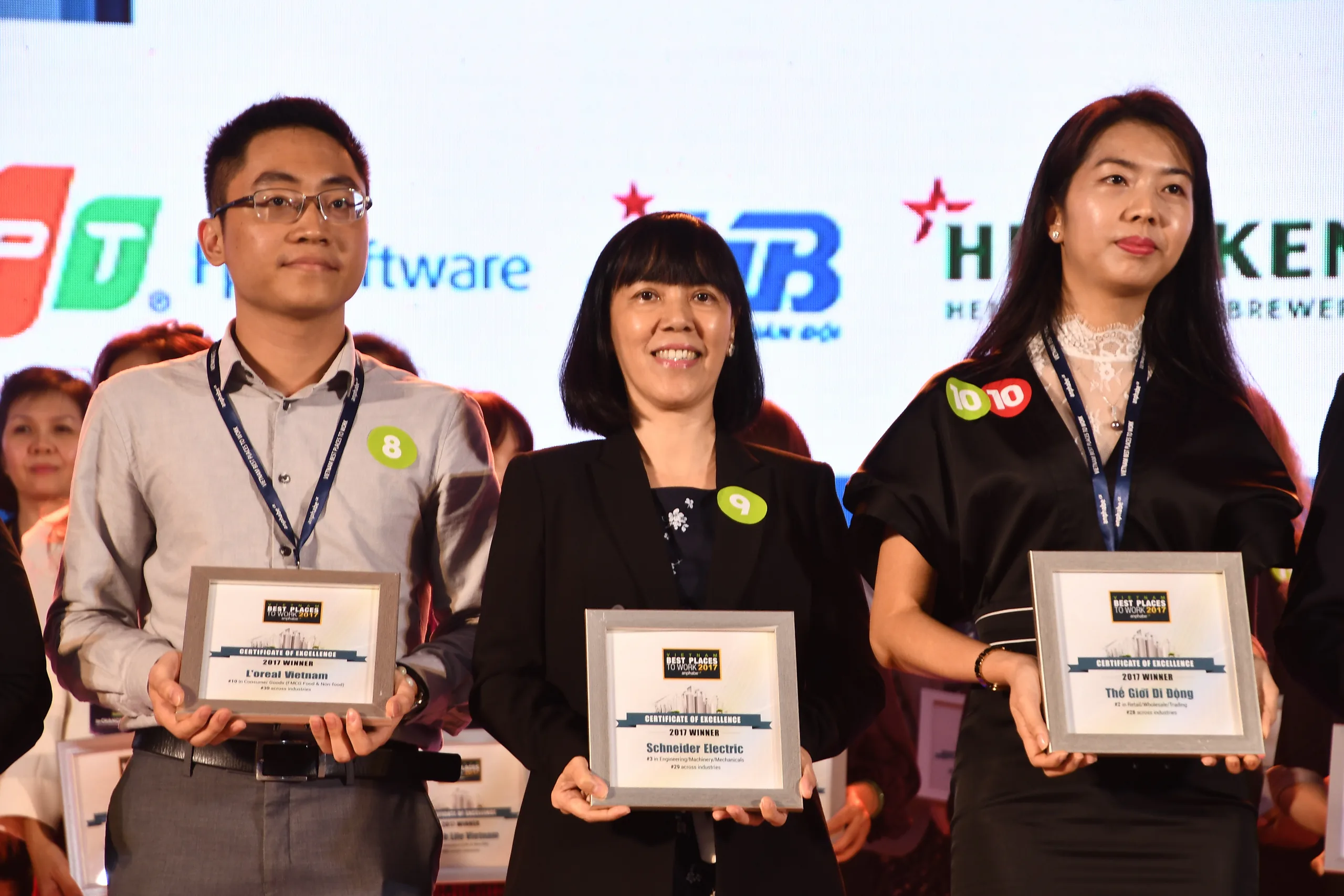 Schneider Electric lọt vào top 3 bình chọn “Nơi làm việc tốt nhất” mảng Kỹ thuật/ Cơ khí Công nghiệp tại Việt Nam