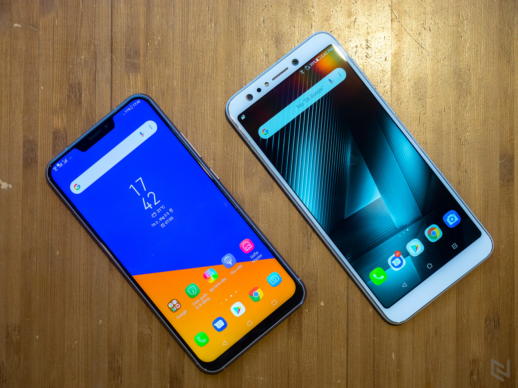 Cận cảnh ASUS ZenFone 5 và ZenFone 5 Lite tại Việt Nam