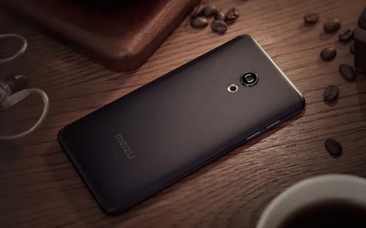 Meizu 15 chính thức ra mắt với mức giá từ 6 triệu đồng