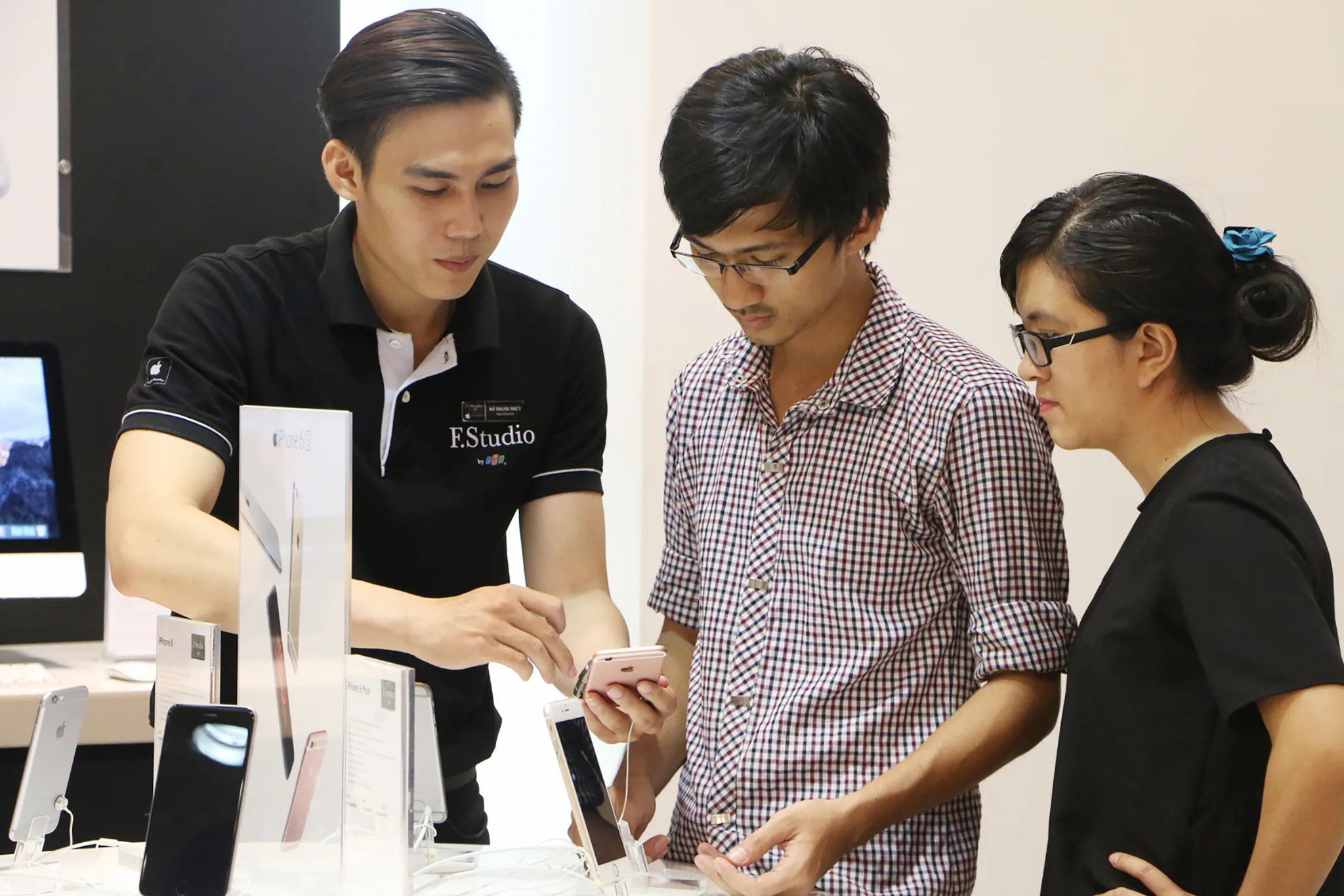 Thỏa sức trải nghiệm sản phẩm Apple tại F.Studio by FPT