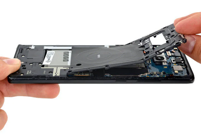 Galaxy Note 9 sẽ được trang bị pin có dung lượng 4000mAh và màn hình 6,4 inch?