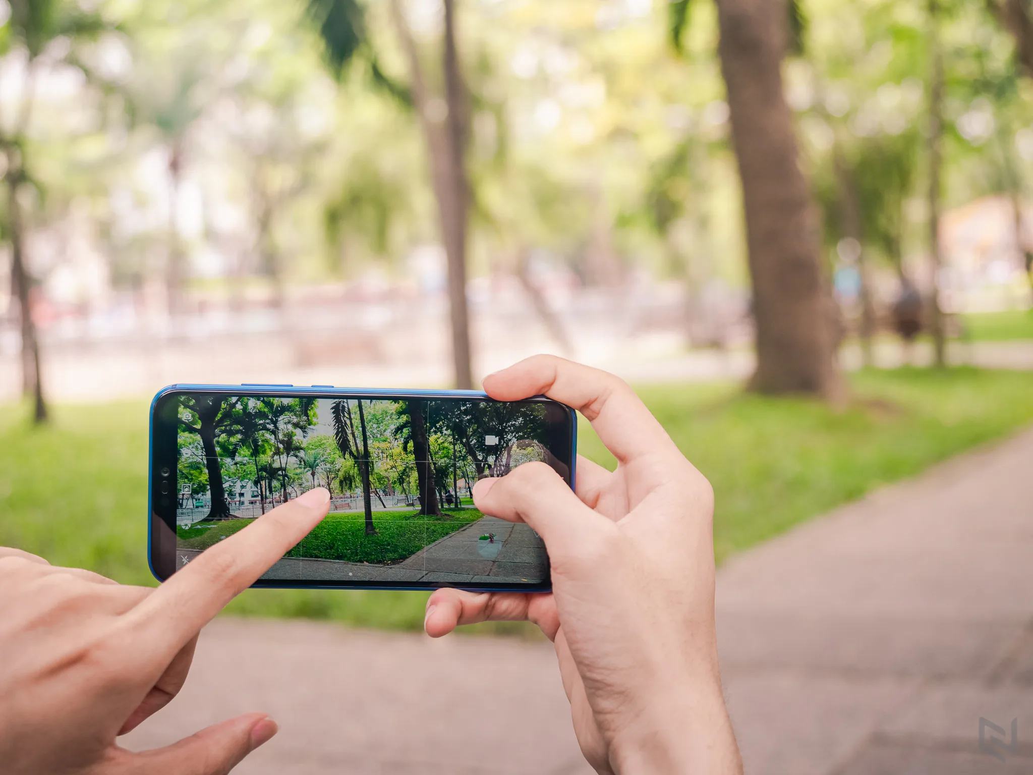 Đánh giá Huawei Nova 3e, chiếc điện thoại dành cho người thích màu xanh yêu hoà bình