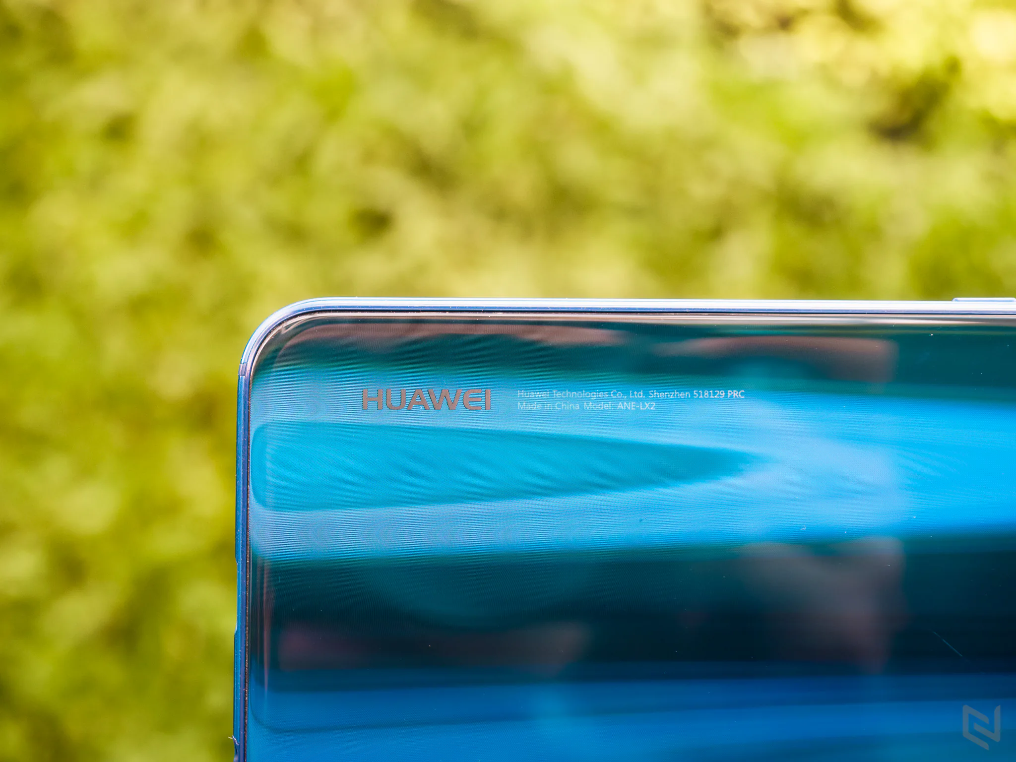 Đánh giá Huawei Nova 3e, chiếc điện thoại dành cho người thích màu xanh yêu hoà bình