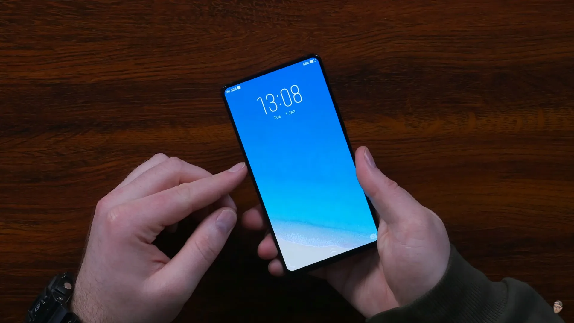 Unbox Therapy đánh giá Vivo Apex, điện thoại màn hình tràn viền đúng nghĩa