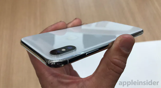 Tại sao với mức giá $999 USD nhưng iPhone vẫn thành công lớn?