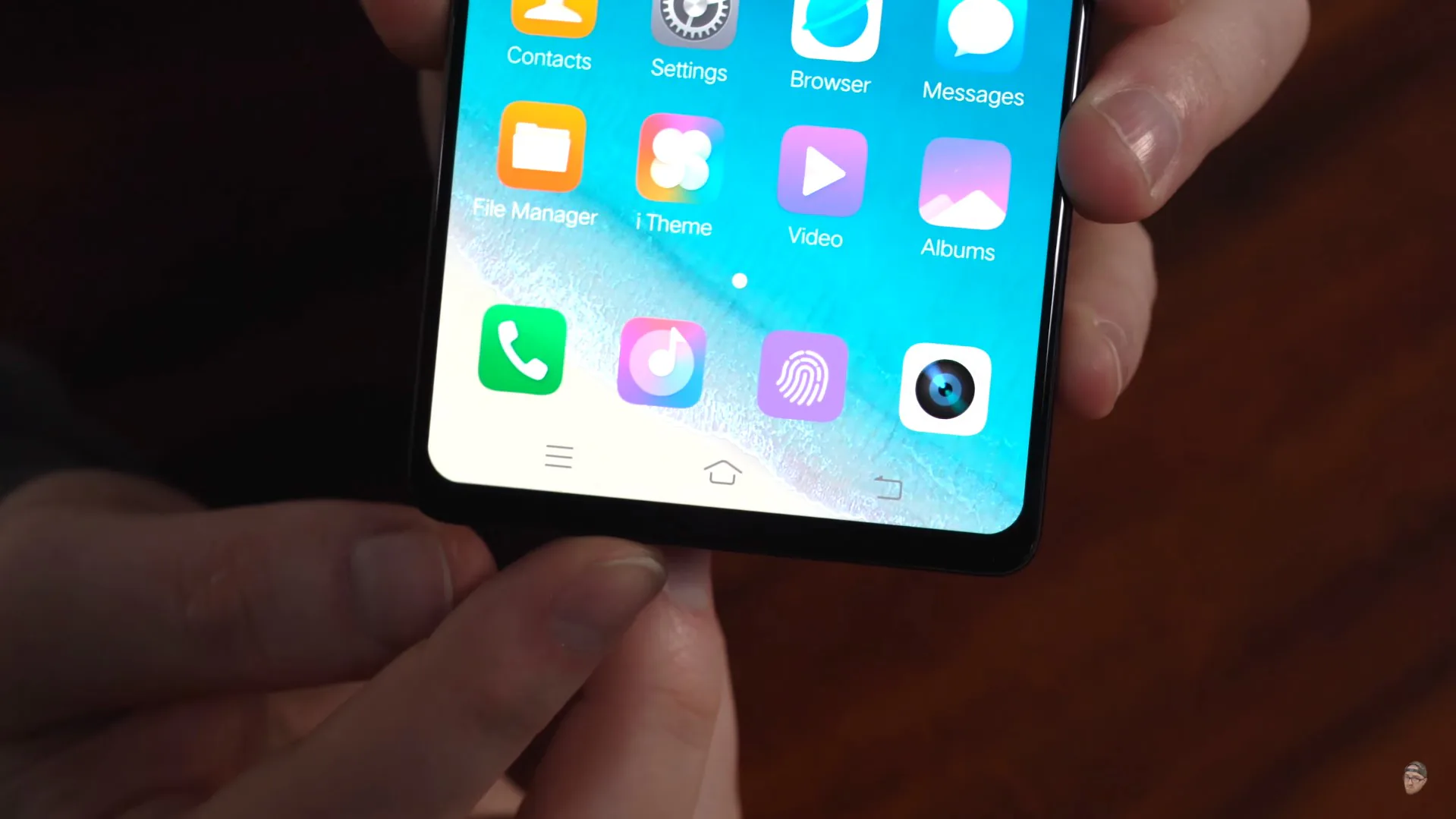 Unbox Therapy đánh giá Vivo Apex, điện thoại màn hình tràn viền đúng nghĩa