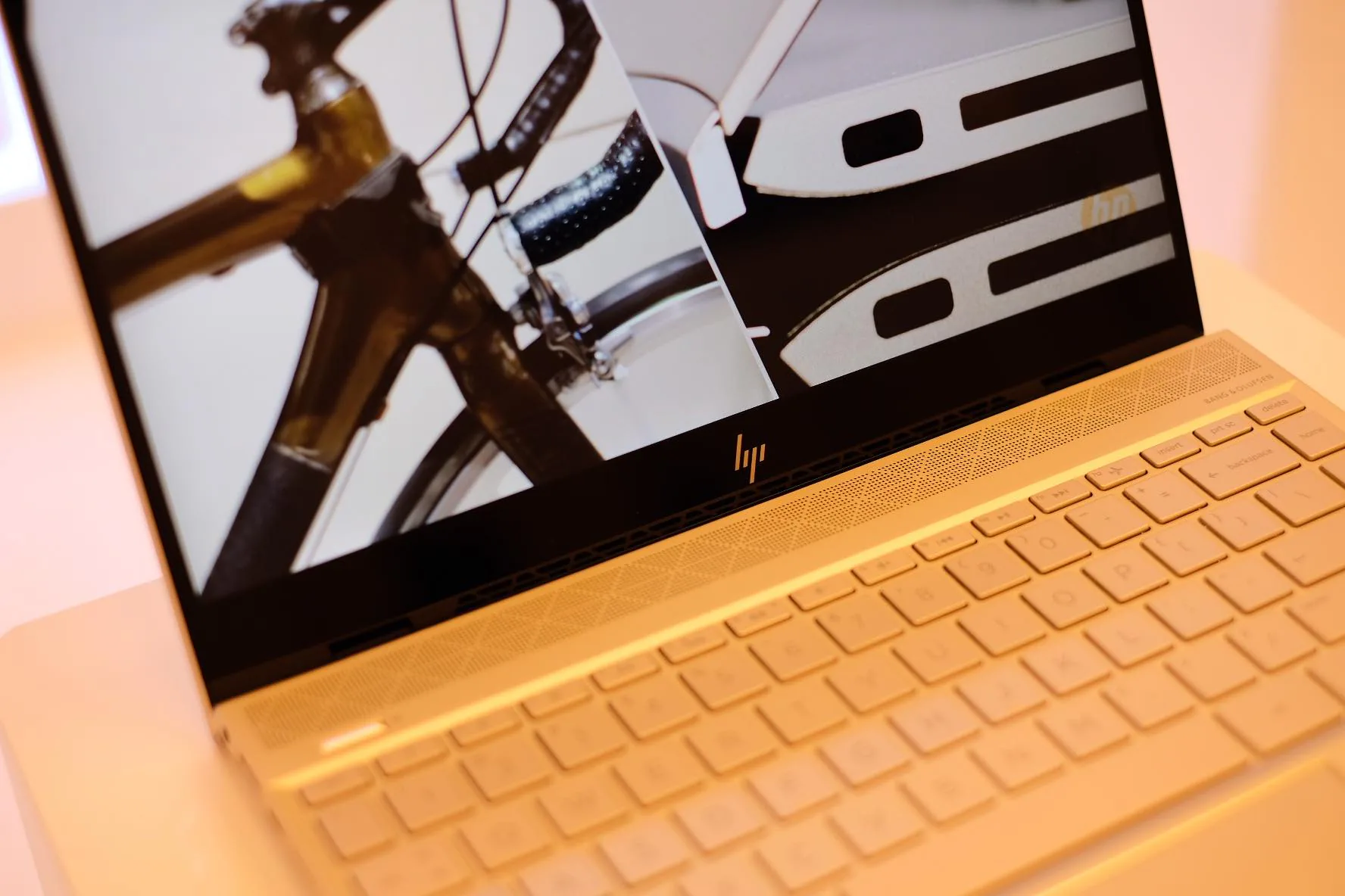HP Việt Nam giới thiệu ENVY 13 2018 tối ưu tốt hơn tính di động và hiệu suất