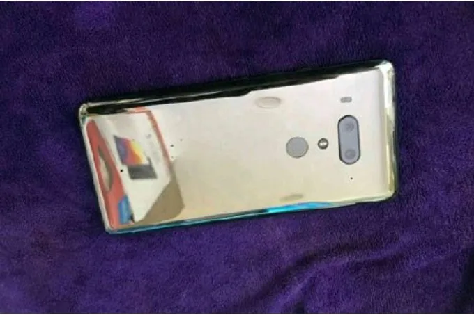 Rò rỉ HTC U12+ sẽ có 4 màu, giá bán bằng với Samsung Galaxy S9